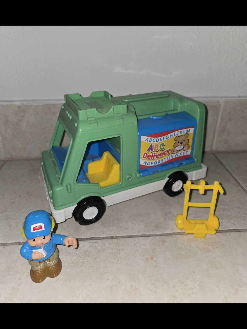 Fisher Price Little People 2008 Abc Delivery Mail Truck
